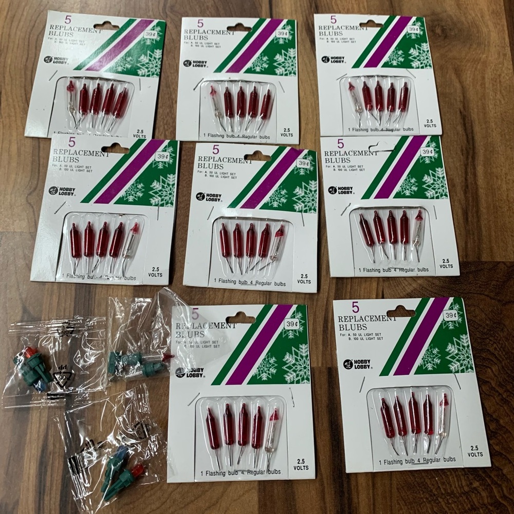 Christmas Mini Lights replacement Bulbs Mixed Lot of 46 2.5 V Flashing & Regular